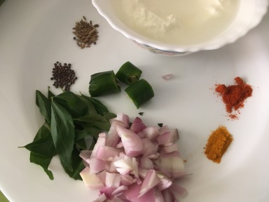 Shallots, Curry leaves, Green Chillies, turmoeric, Chilli powder, Cumin and mustard